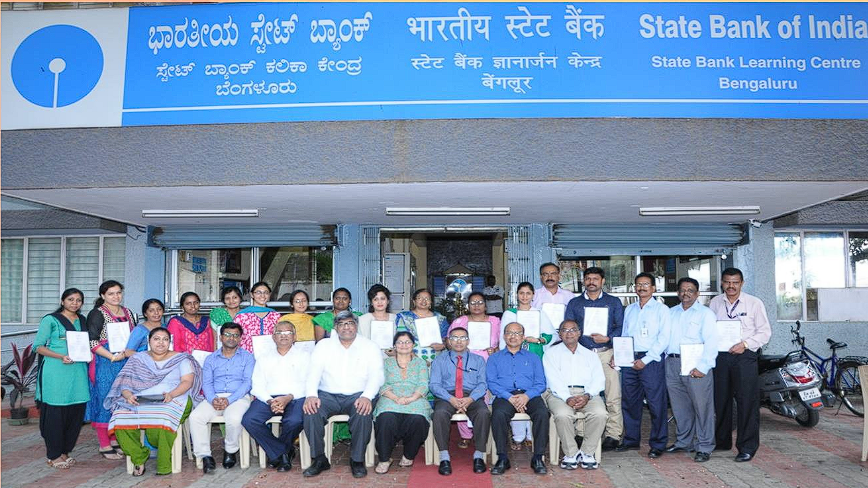 Ramkumar Seshu with Born to Win attendees from the State bank on India